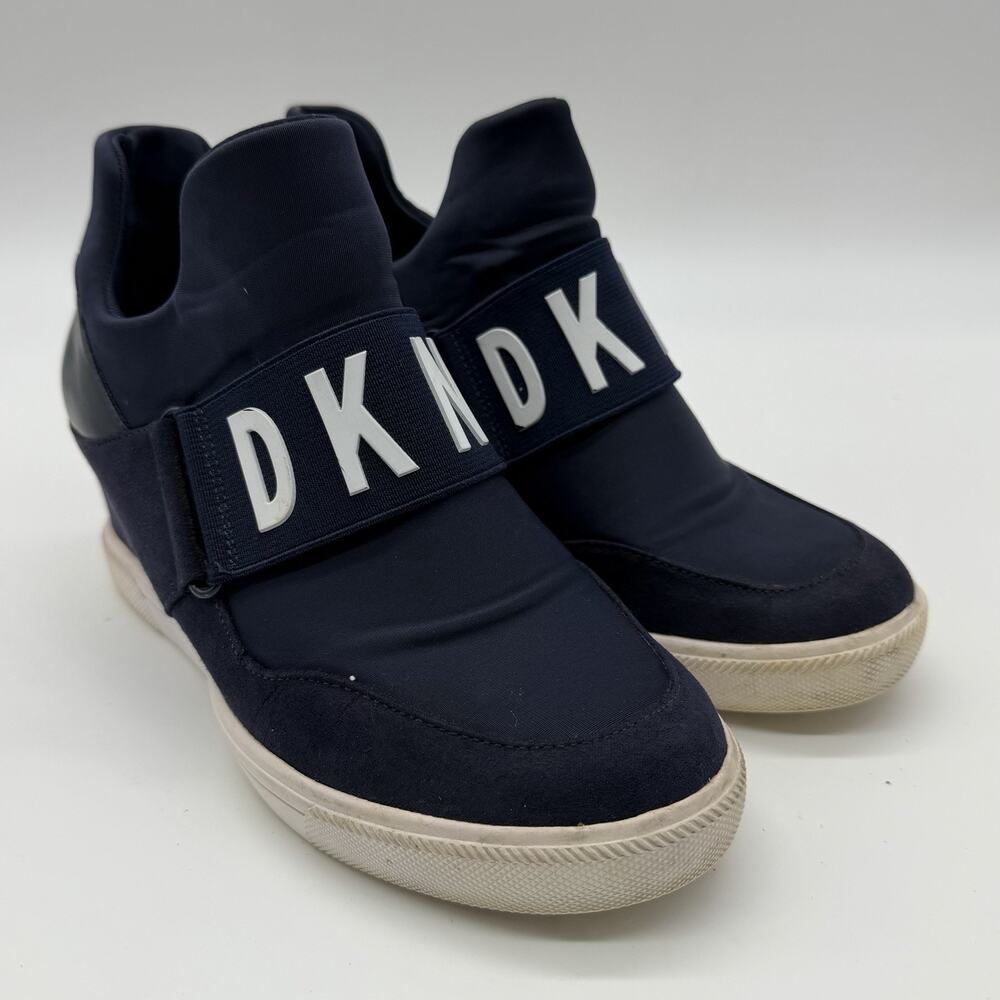DKNY Women’s Size 7 Navy Blue Wedge Sneakers Slip On Logo Strap Shoes
